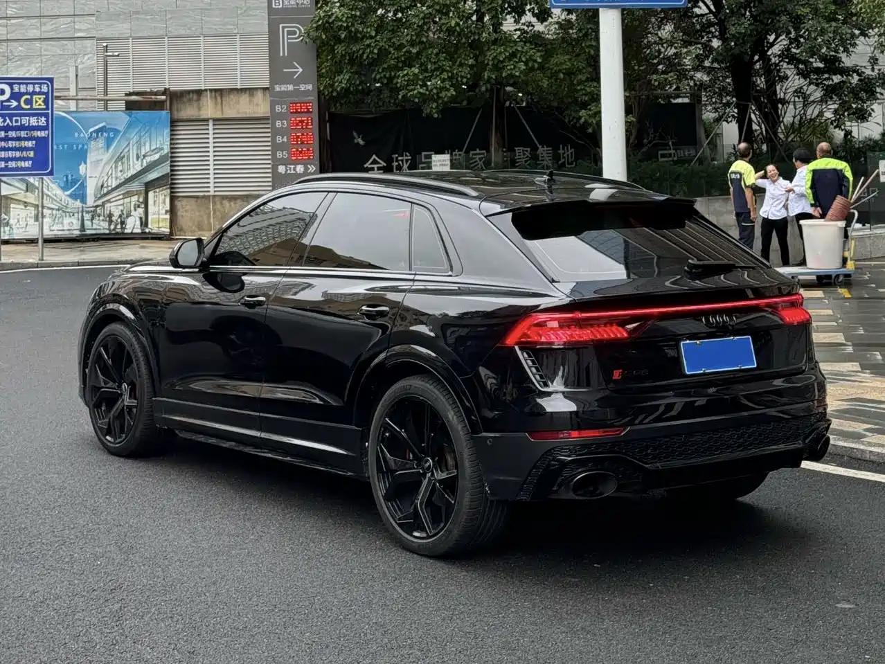 Audi RS Q8 2021 RS Q8 4.0T фото 4