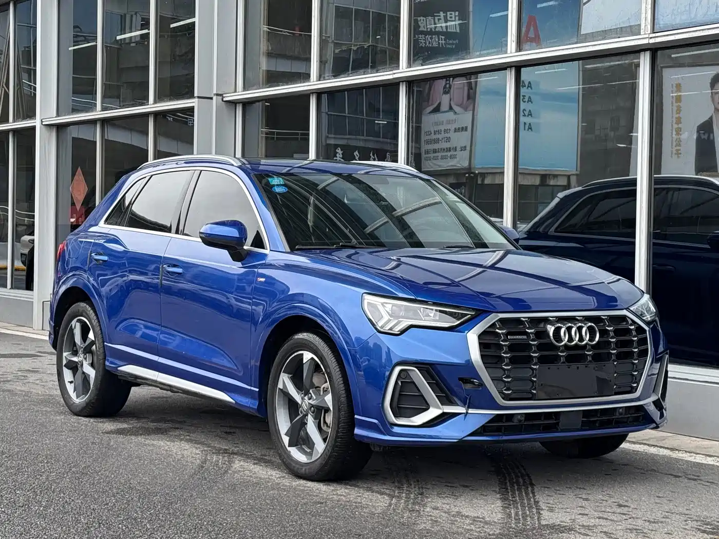 Фото 19 - Audi Q3