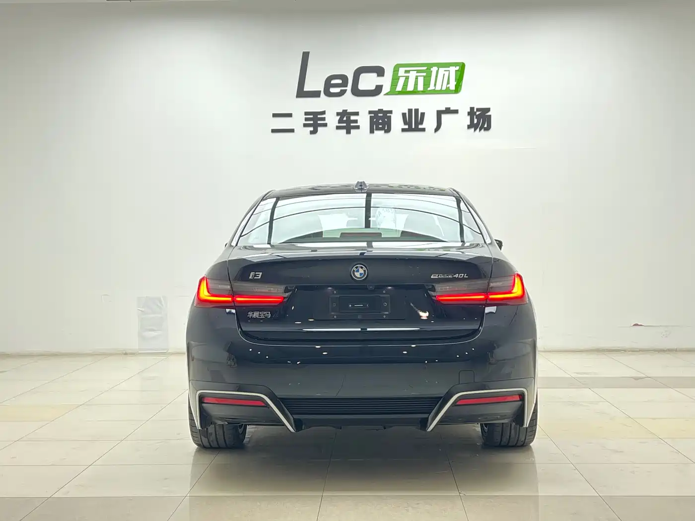 BMW i3 2024 eDrive 40 L Shadow Night Package фото 6