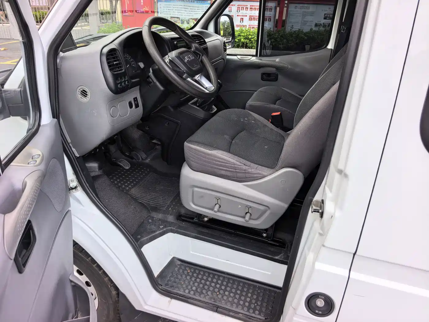 Jiangling Tesun 2021 2019 2.8T Commercial Smart Automatic Long Wheelbase Medium Roof 6-Seater Single Rear Tire China VI JX493