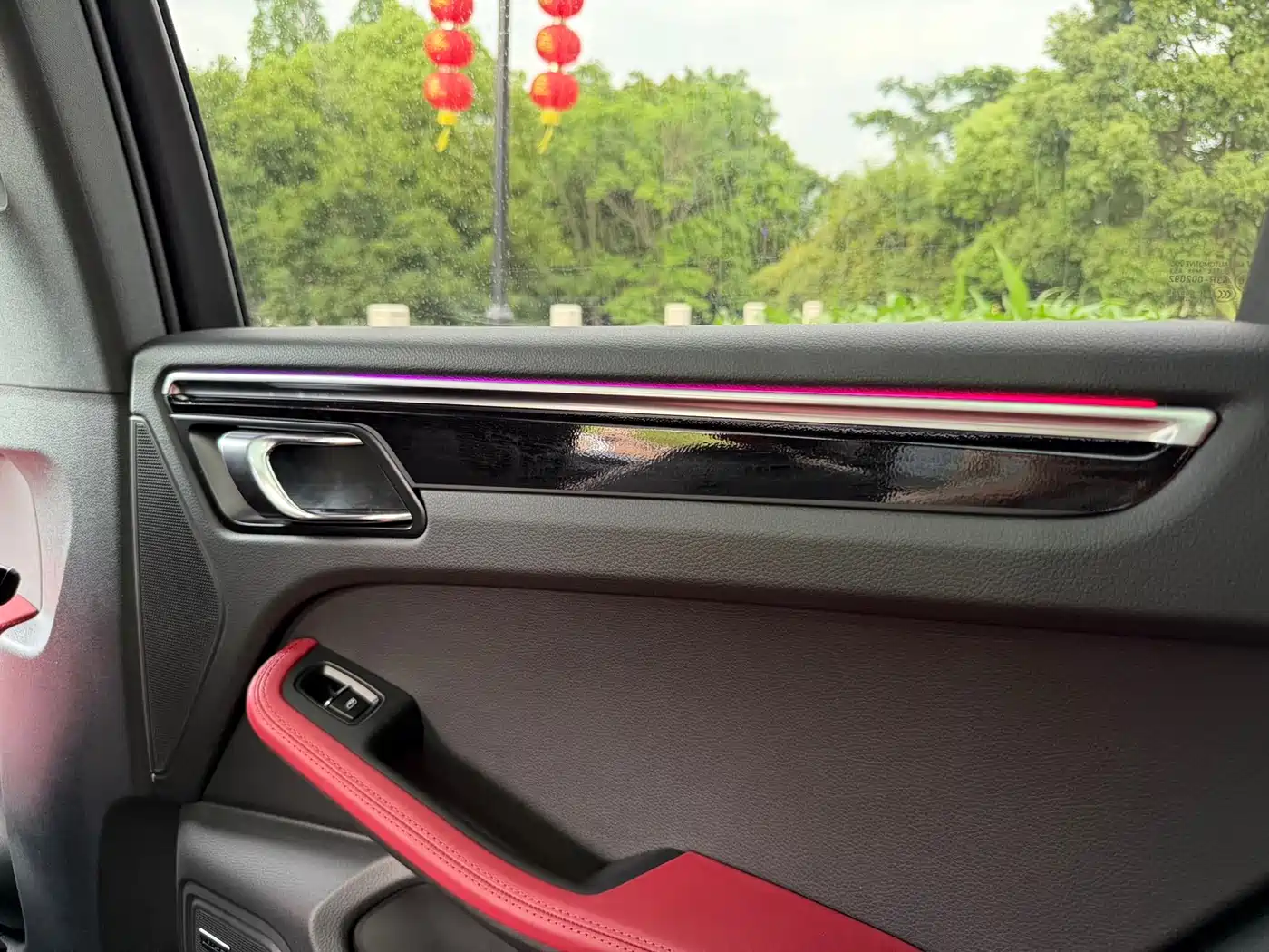 Porsche Macan 2023 Macan 2.0T фото 16