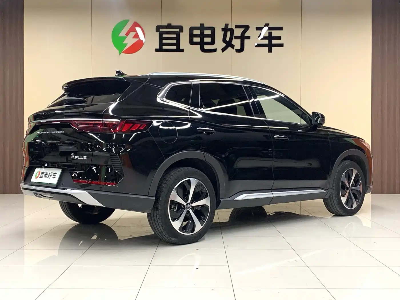 BYD Song PLUS PHEV 2021 DM-i 110KM Flagship PLUS фото 5