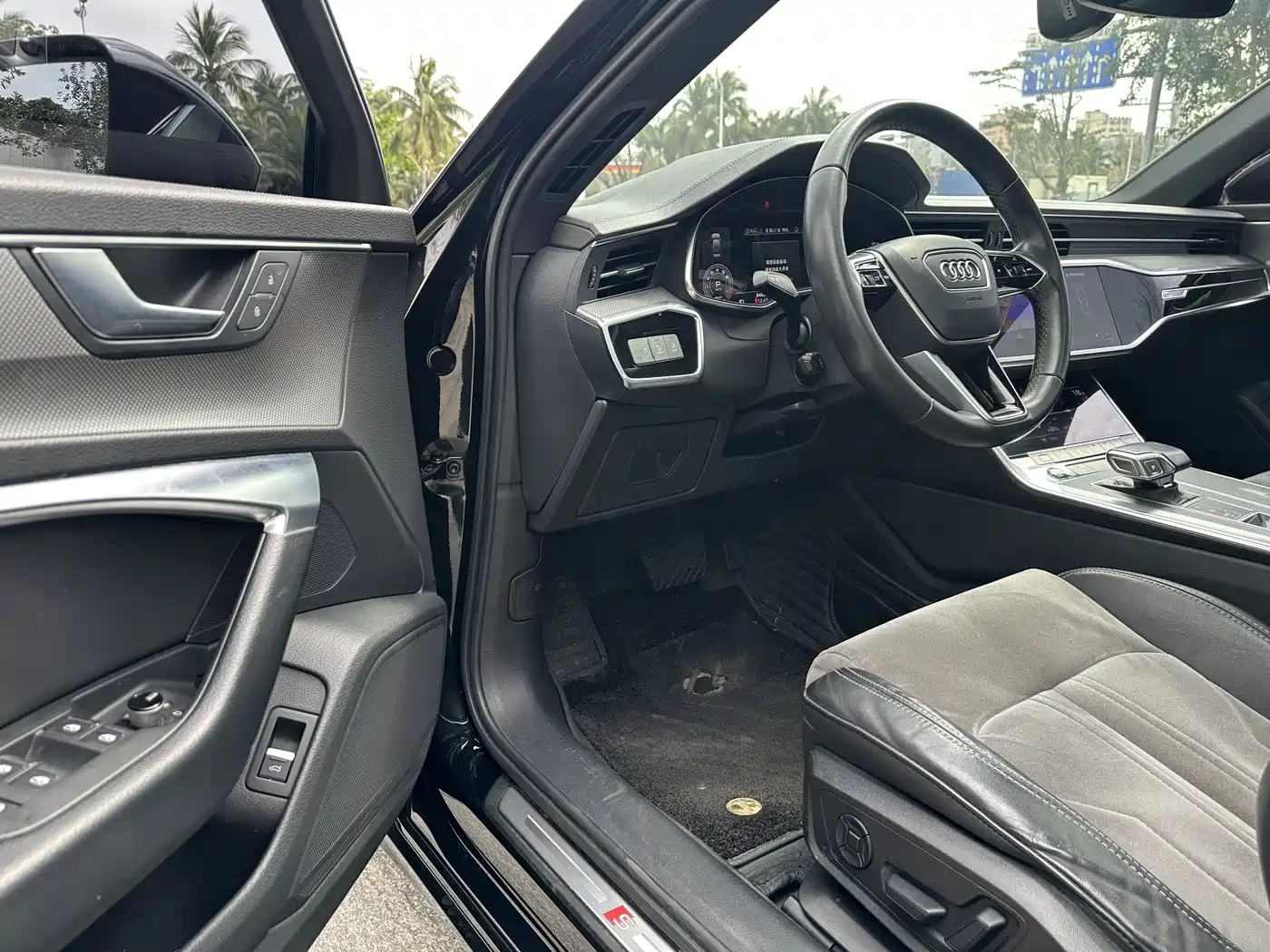Audi A6L 2021 40 TFSI Luxury Sport фото 10