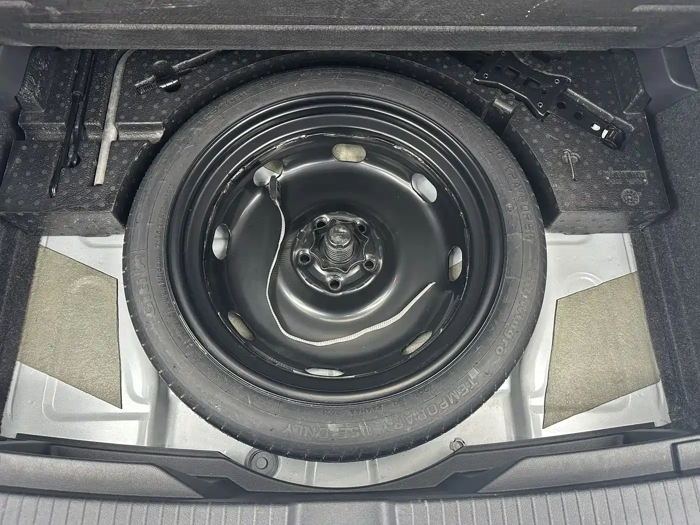 Volkswagen T-ROC 2021 280TSI DSG 4WD Luxury Connected фото 19