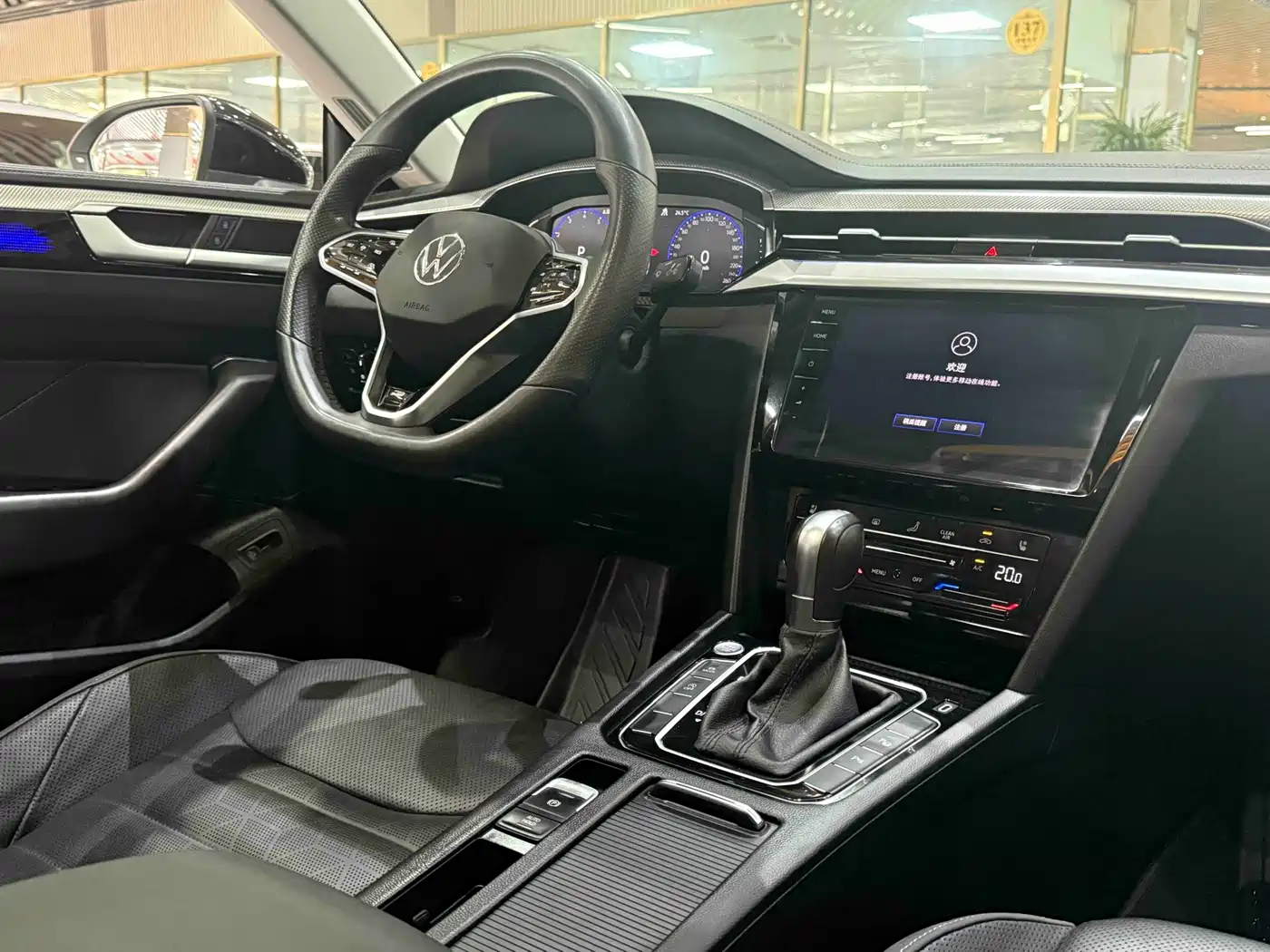 Volkswagen FAW-Volkswagen CC 2023 380TSI Eye-catching Edition фото 10
