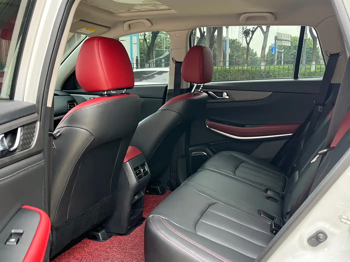 CHANGAN CS75
