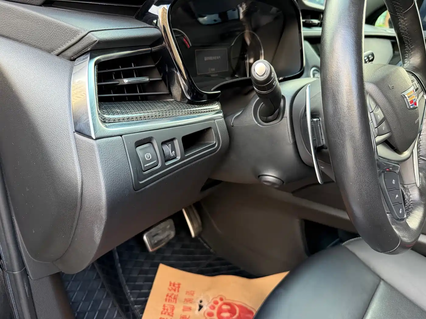 CADILLAC XT5