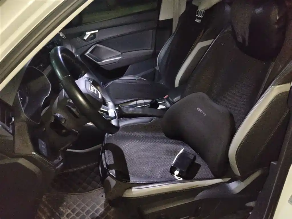 Audi Q3 2022 35 TFSI Fashion Dynamic фото 8