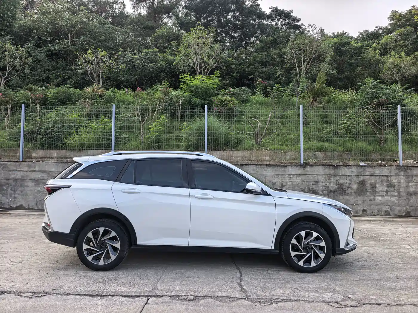 Dongfeng Aeolus Yixuan GS 2022 2021 230T Automatic Star Chaser Edition