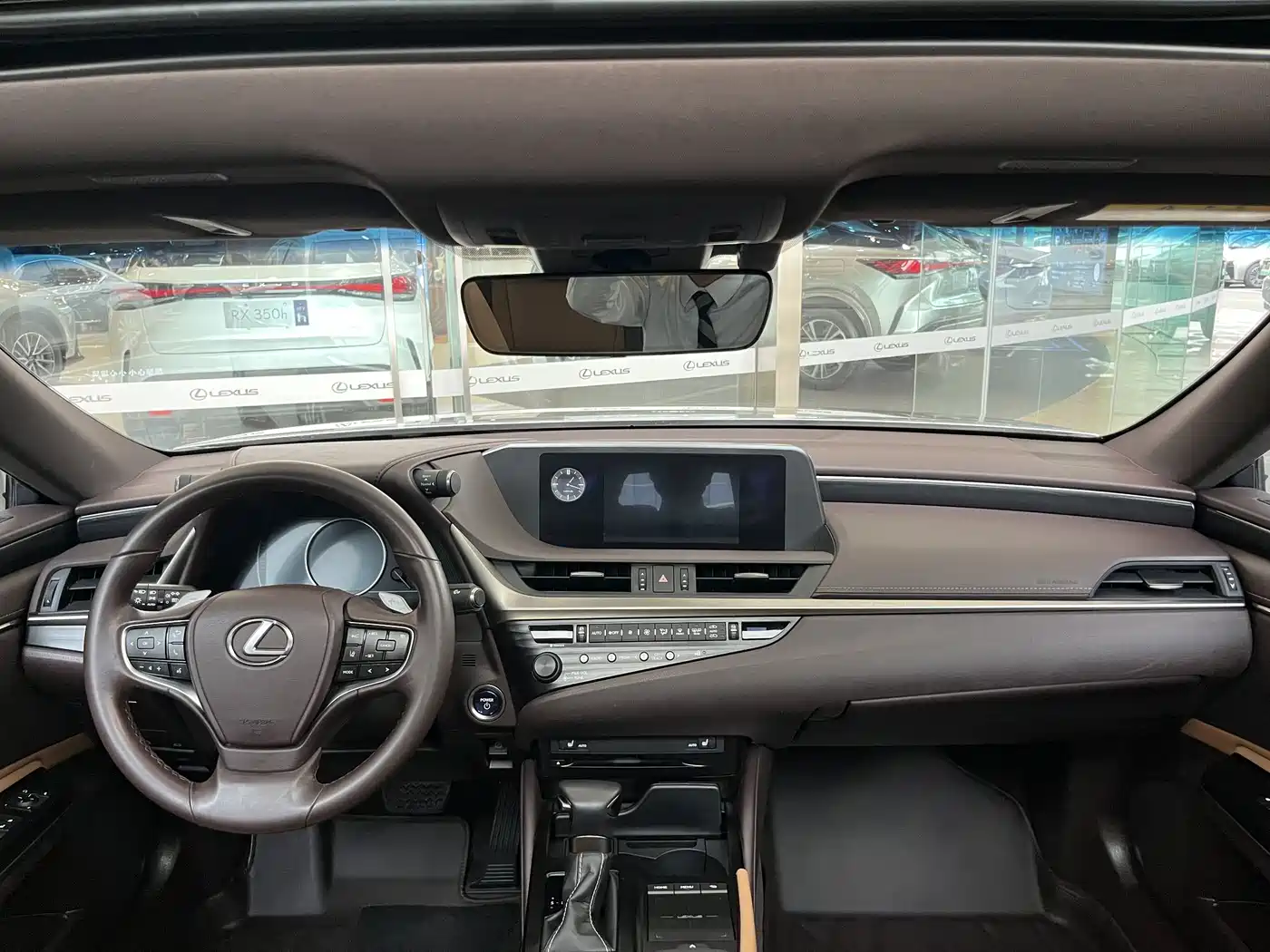 Lexus ES 2020 Model 300h Excellence Edition фото 3