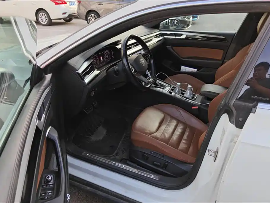 Volkswagen FAW-Volkswagen CC 2021 Shooting Brake 380TSI Hunter Heart Edition фото 9