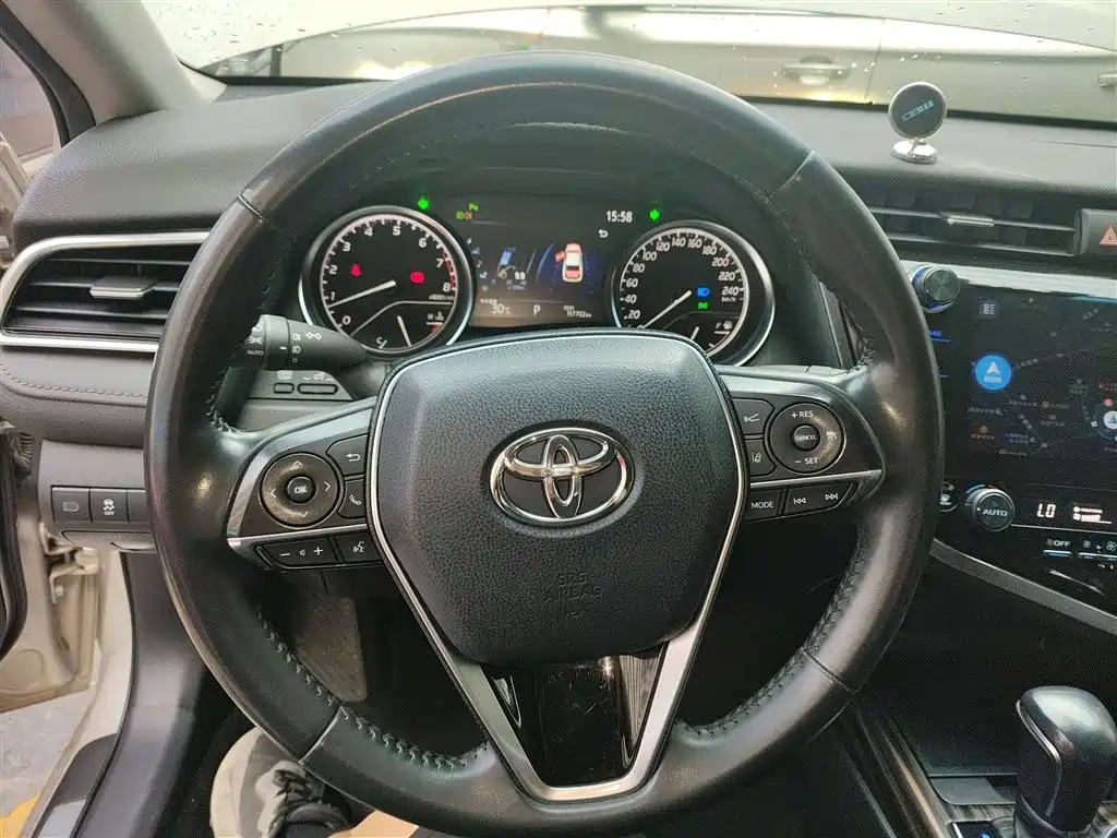 Toyota Camry 2019 2.5G Luxury Edition China VI фото 11