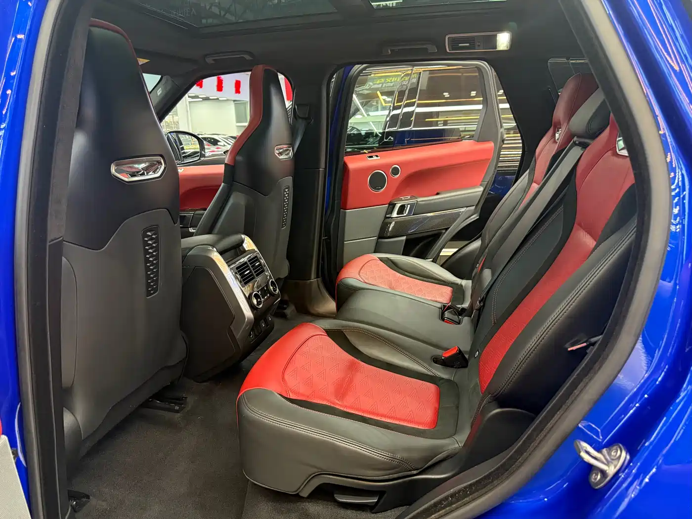 Land Rover Range Rover Sport 2019 5.0 SC V8 SVR фото 10