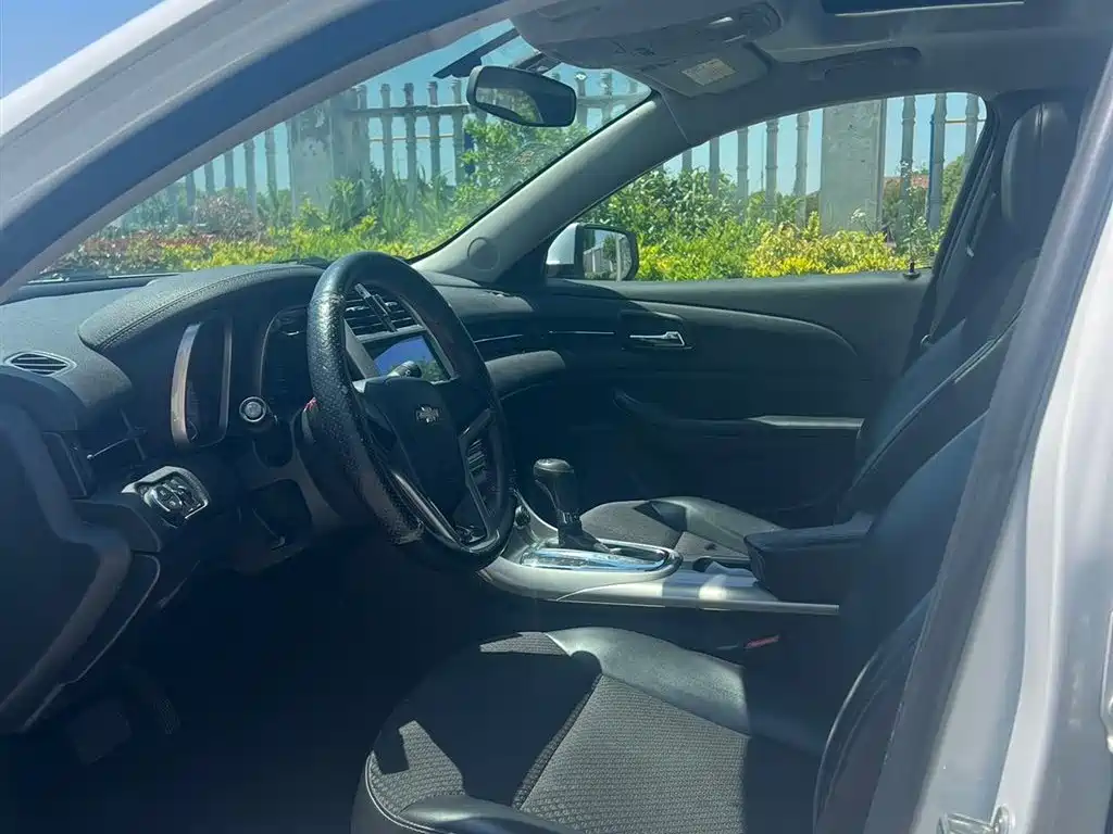 Chevrolet Malibu 2014 1.6T Automatic Comfort фото 7