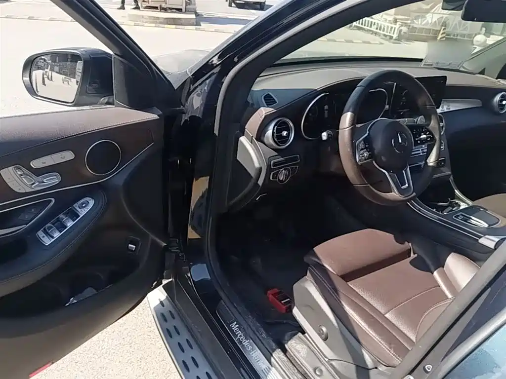 Mercedes-Benz GLC 2022 GLC 300 L 4MATIC Dynamic Collector's Edition фото 12