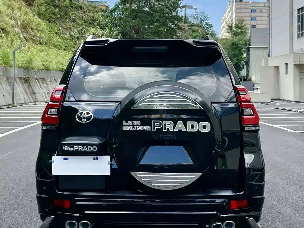 Toyota Prado (Import) 2019 2014 2.7L Automatic Standard Edition