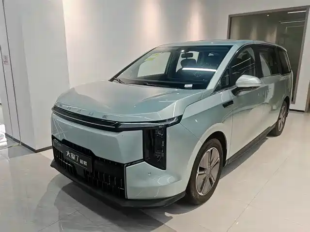 Maxus Mifa 7 Рестайлинг, супергибрид, увеличенный запас хода, Комфорт