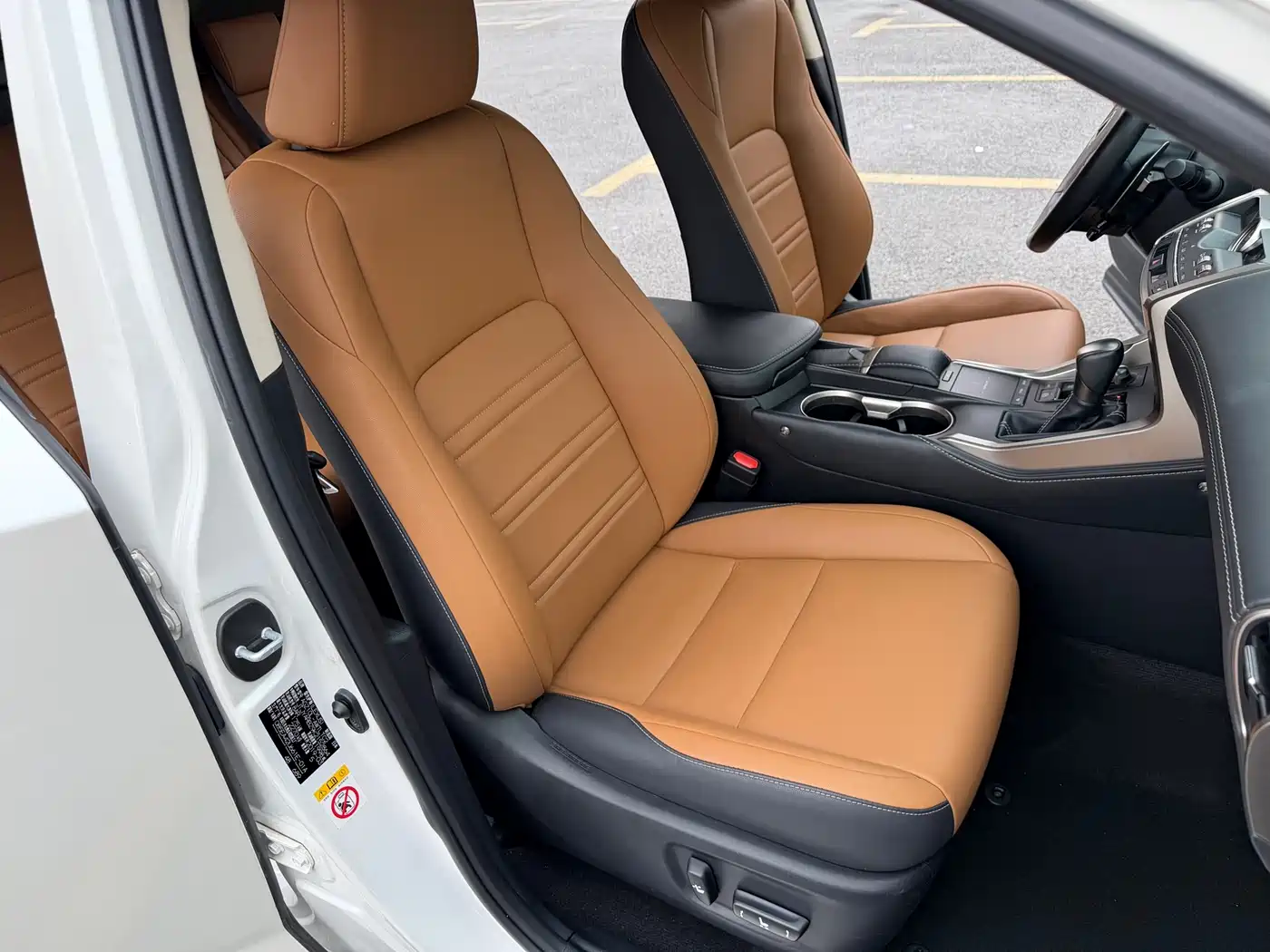 Lexus NX 2018 Model 300 FWD Fengxing Edition фото 21