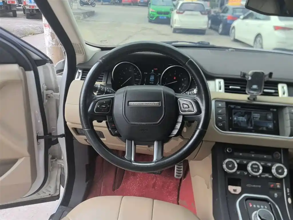 Land Rover Range Rover Evoque 2016 2.0T SE ZhiYao фото 11
