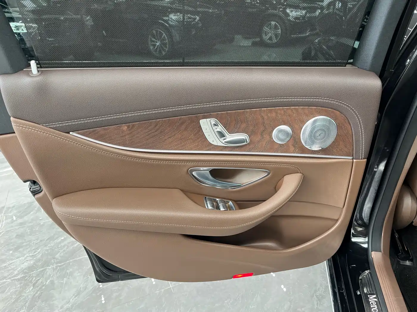 Mercedes-Benz E-Class 2021 E 300 L Luxury фото 10