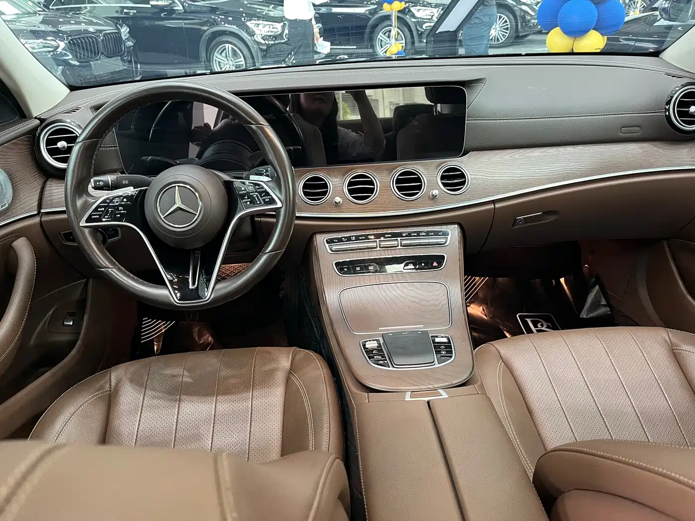 Mercedes-Benz E-Class 2021 E 300 L Luxury фото 5