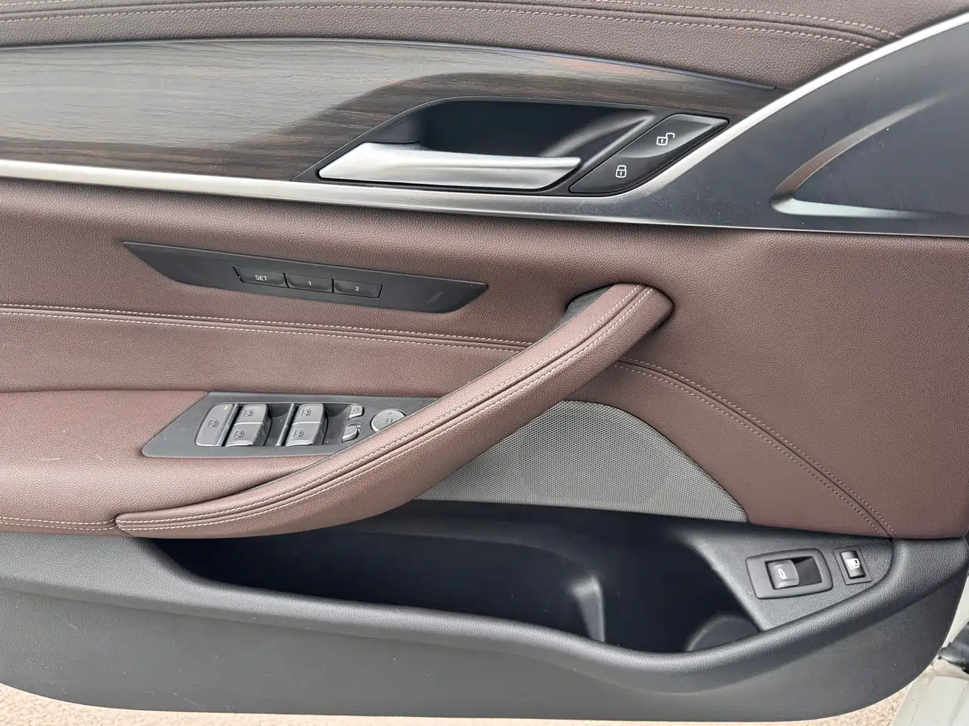 BMW 5 Series New Energy 2021 535Le Luxury Package фото 23