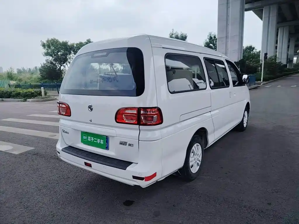  Dongfeng Fengxing Lingzhi 2019 M5L 1.6L 7-seat Base Model China VI 7