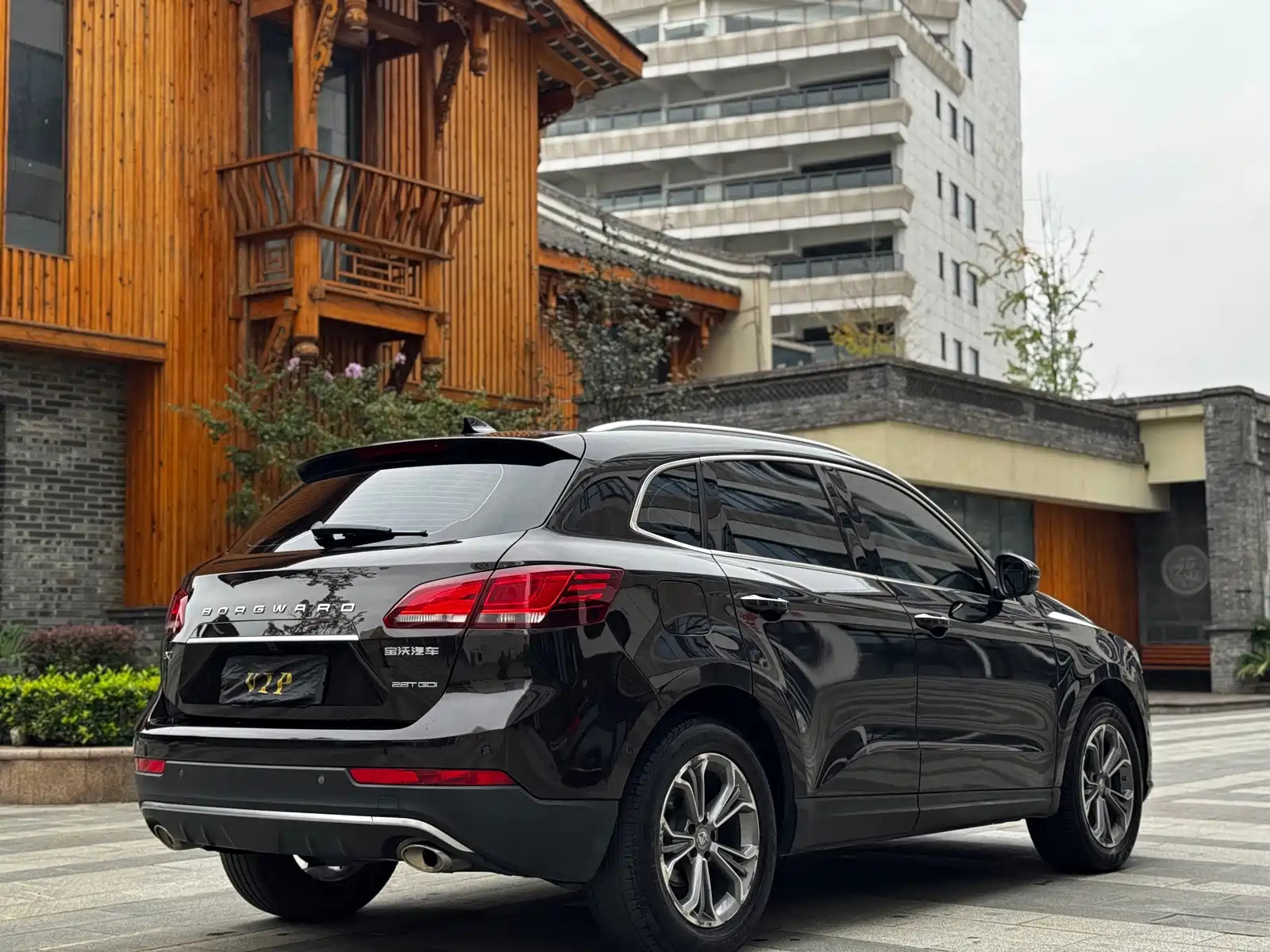 Photo 8 - Borgward BX7