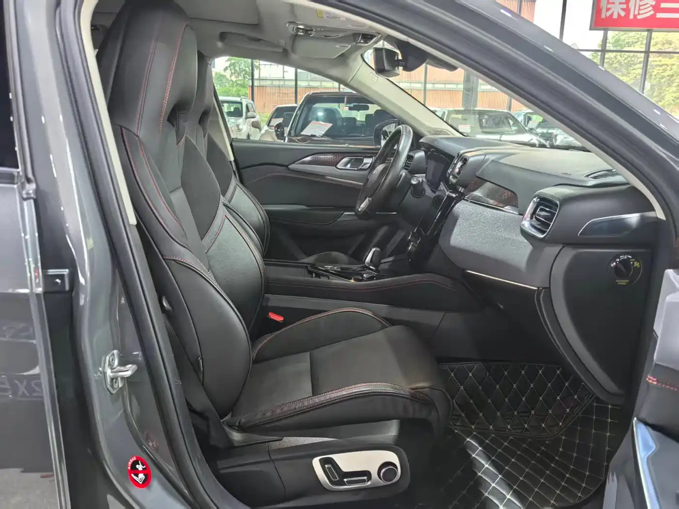 Lynk & Co 02 2018 Model 1.5T DCT 2WD Yao Pro Edition China V фото 9