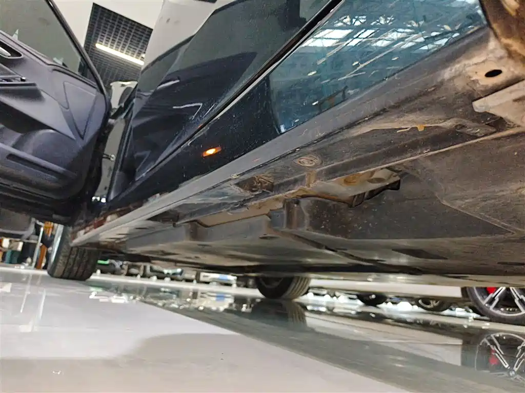 Toyota Avalon 2021 2.5L Luxury Edition фото 22