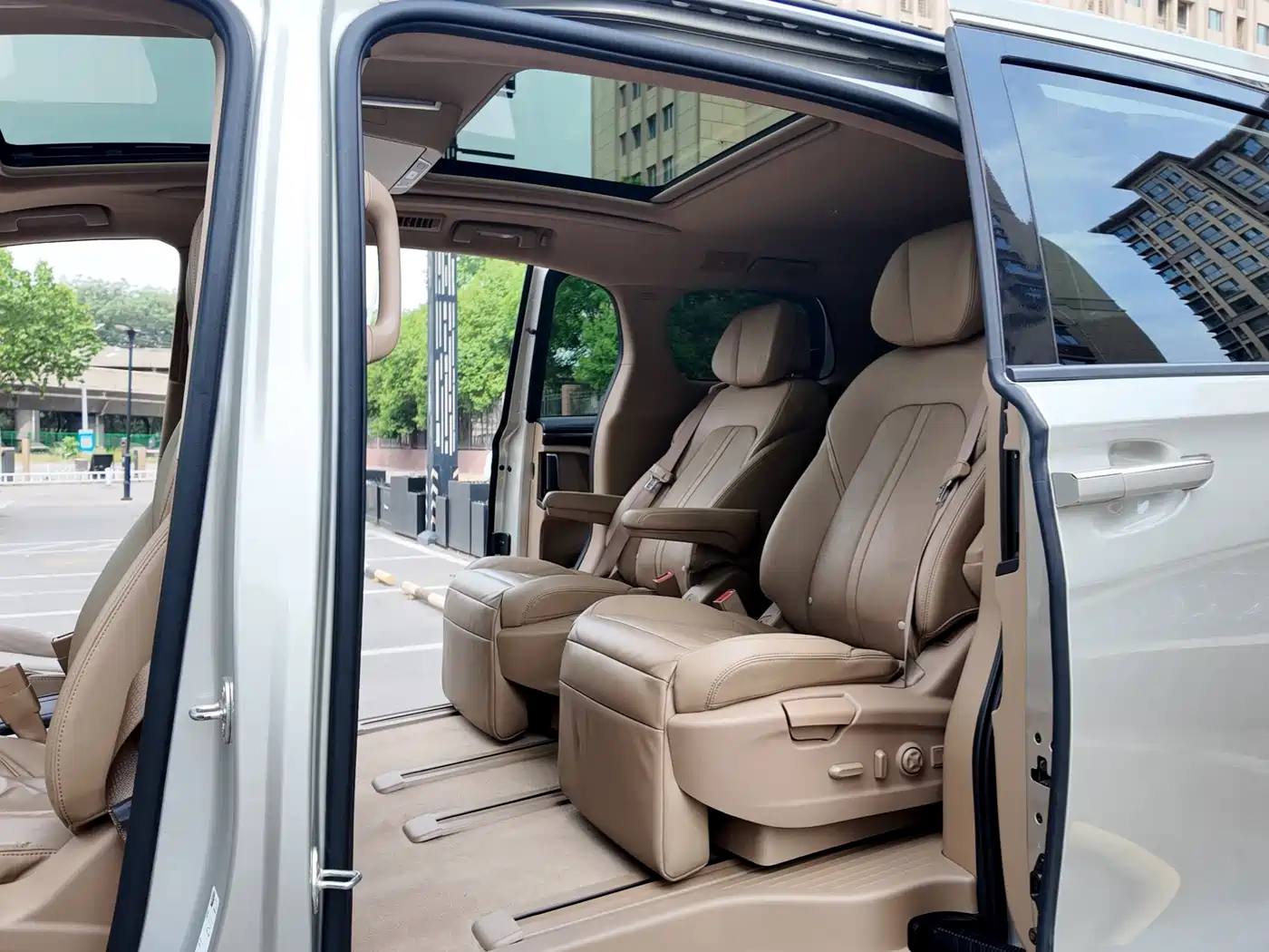 Buick GL8 2018 ES 28T Flagship Type China VI фото 11
