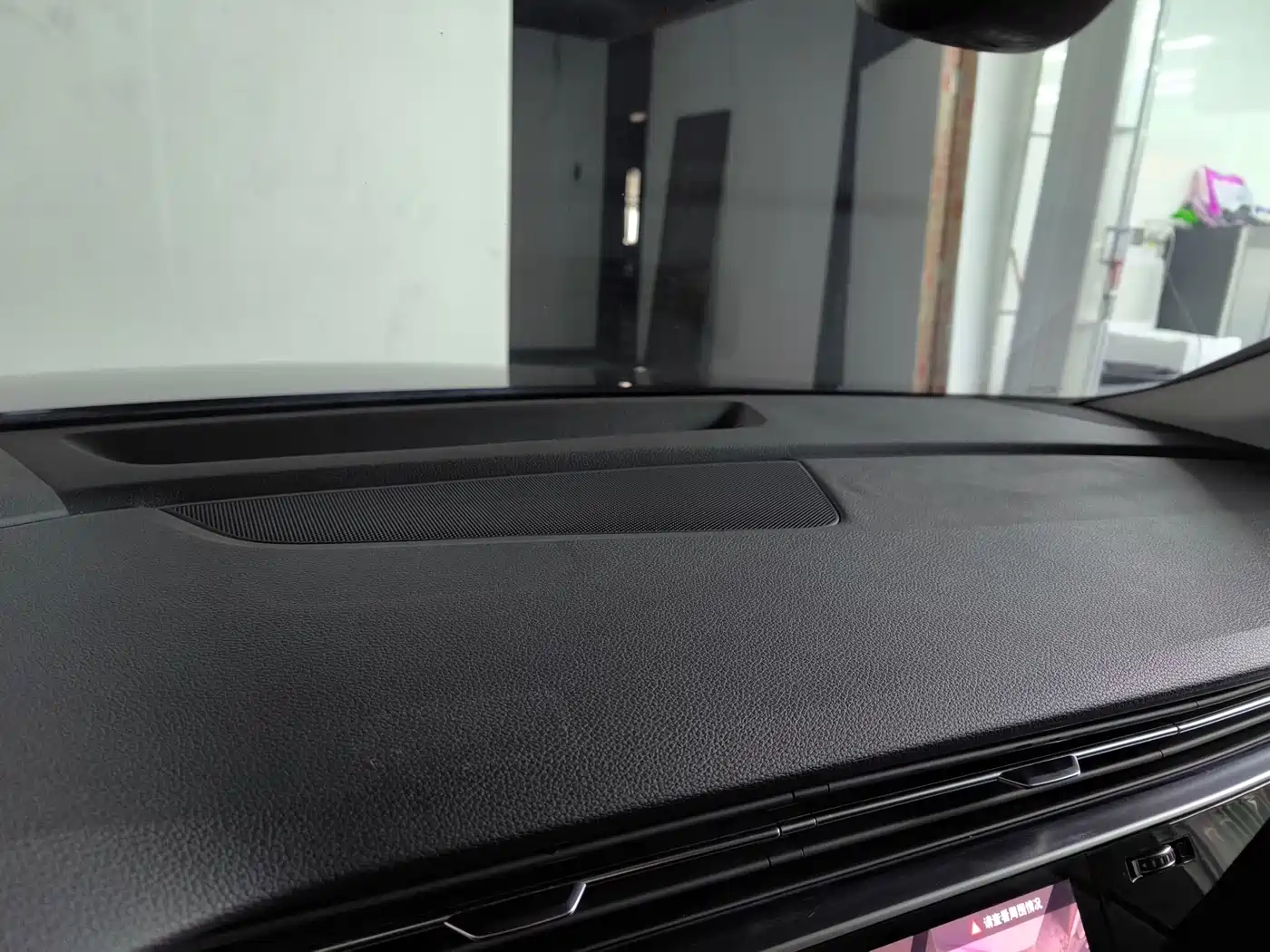 Audi Q8 2022 55 TFSI Luxury Dynamic фото 11