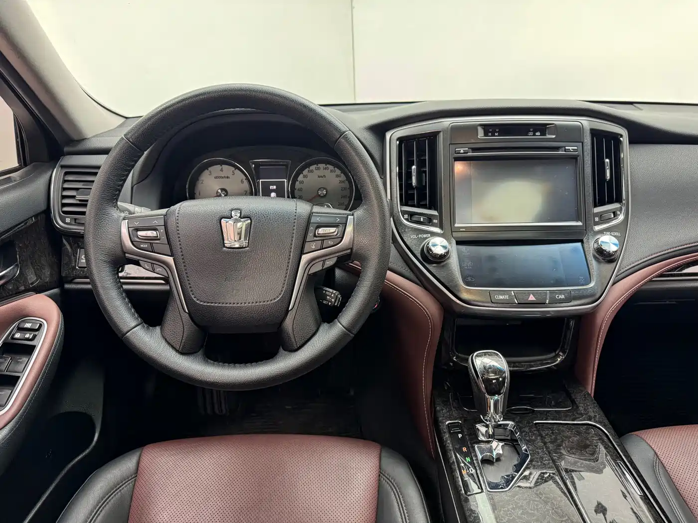 Toyota Crown 2019 2018 2.0T Sport Edition