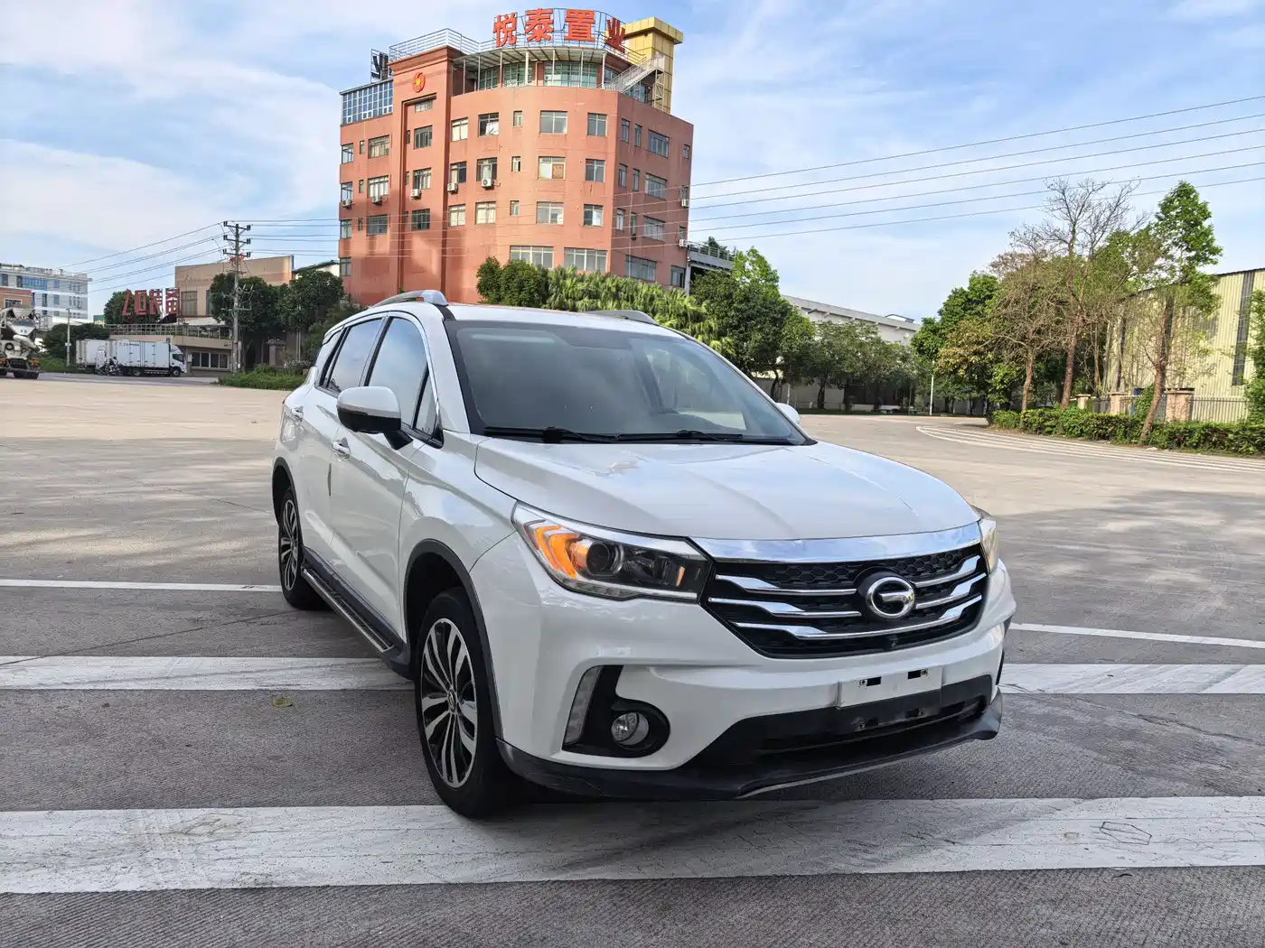 GAC Trumpchi Trumpchi GS4 2017 235T Automatic 2WD Luxury Smart Connected Edition