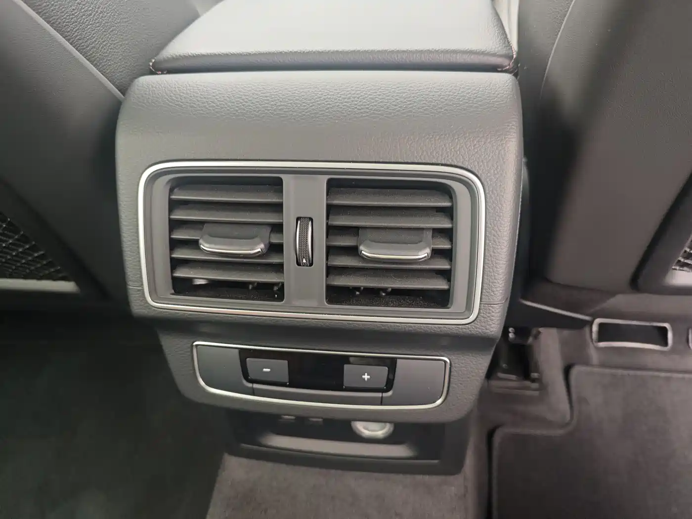 Audi Q5L 2020 45 TFSI Premium Sport фото 7