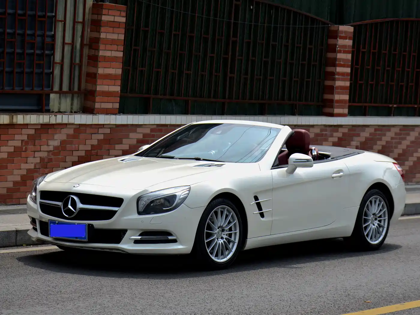 Mercedes-Benz SL-Class
