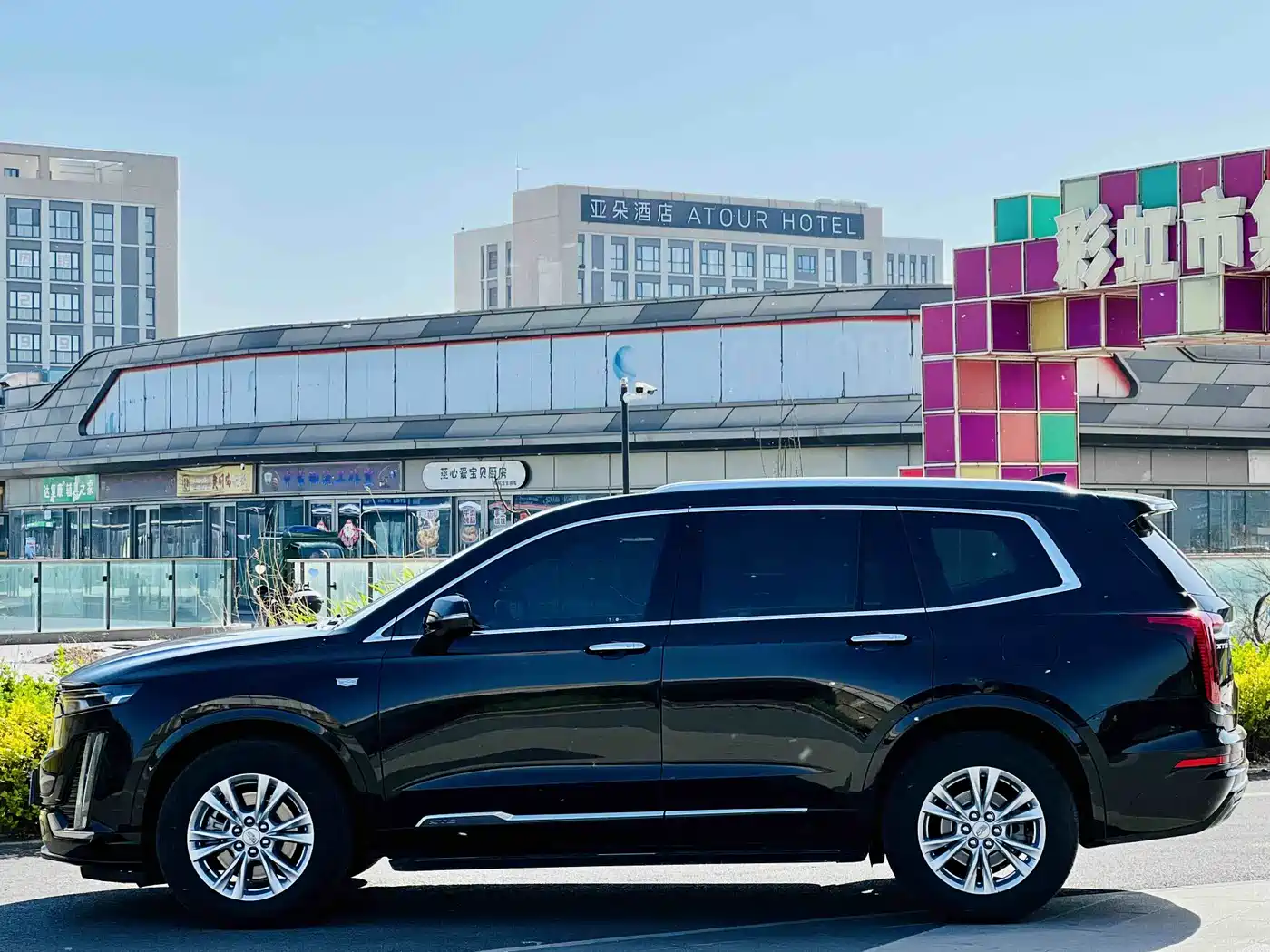 Cadillac XT6 2020 28T 6-Seater AWD Trend Edition фото 2