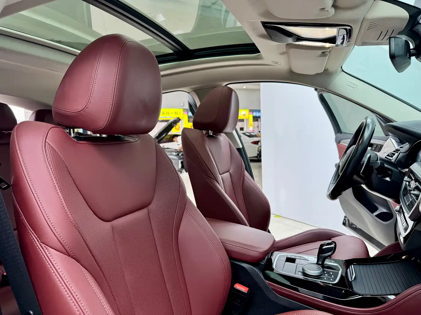 BMW X4 2022 xDrive 25i M Sport Package фото 15