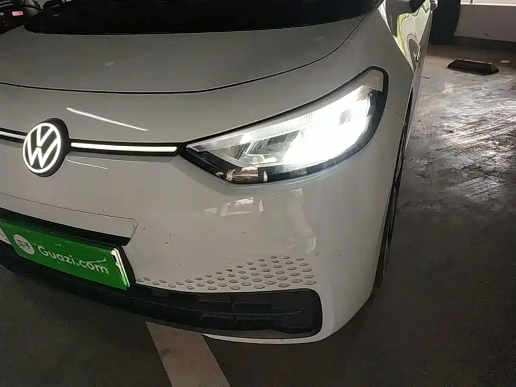 Volkswagen ID.3 2023 Pure Smart Edition фото 24