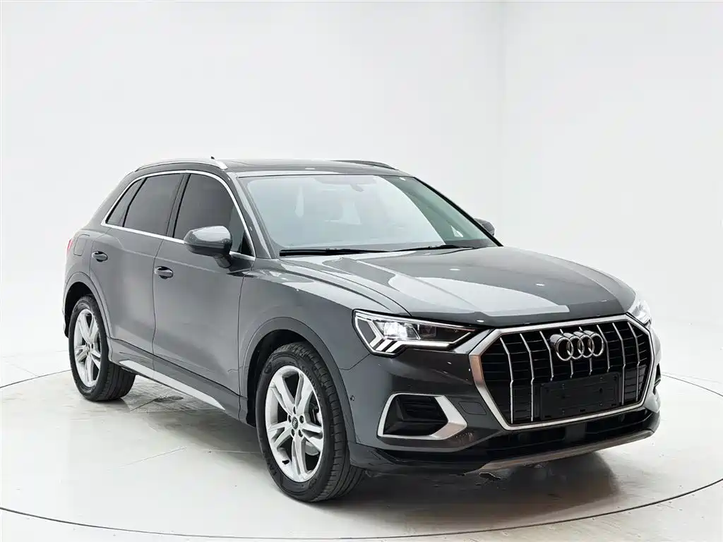 Audi Q3 2022 35 TFSI Fashion Elegance фото 3
