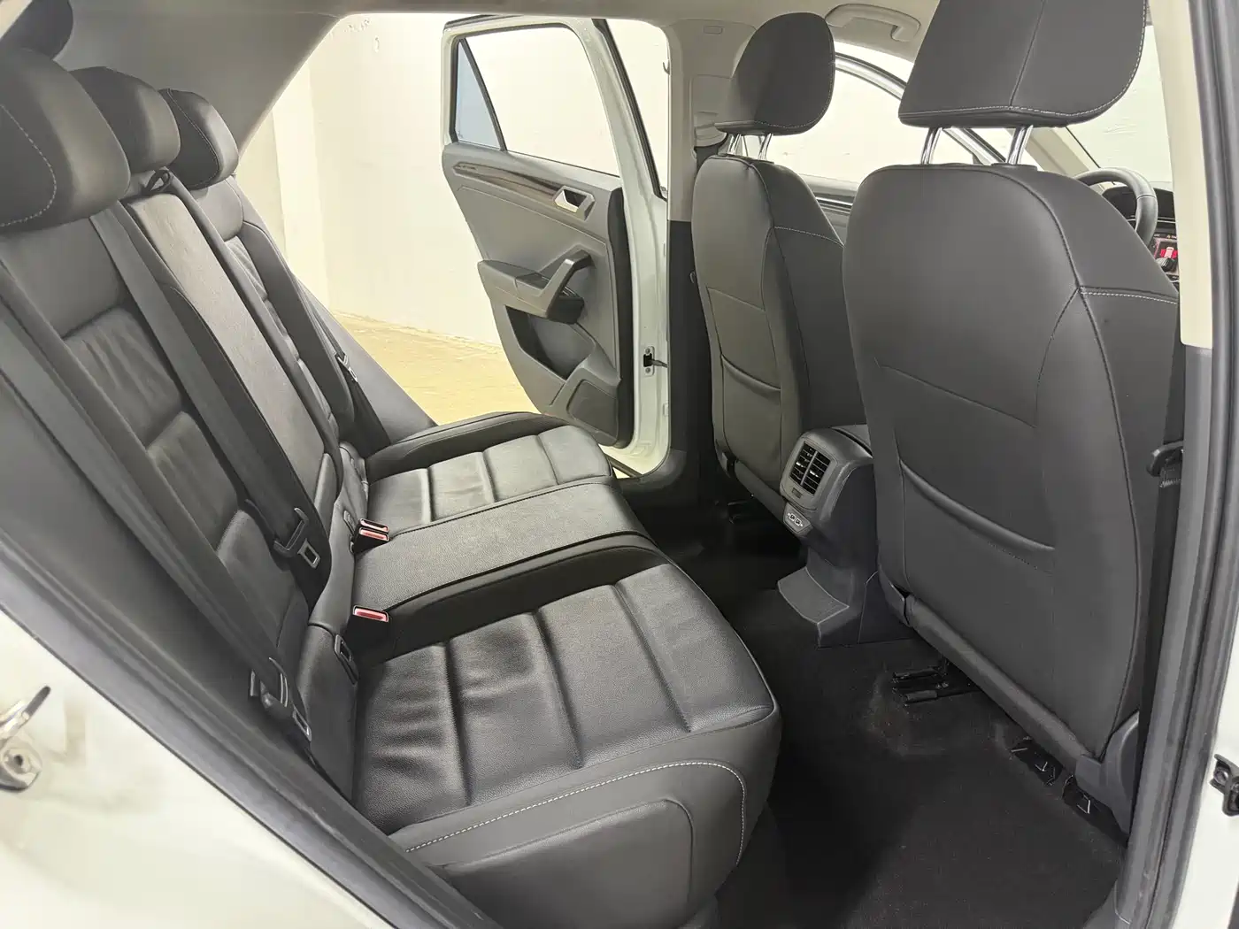 Volkswagen T-ROC 2022 280TSI DSG 2WD Comfort PLUS фото 9