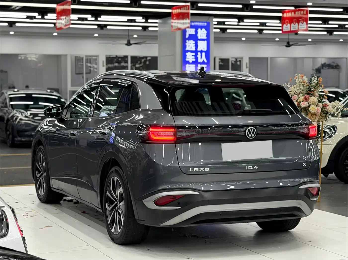 Volkswagen ID.4 X 2021 Pure Edition фото 4