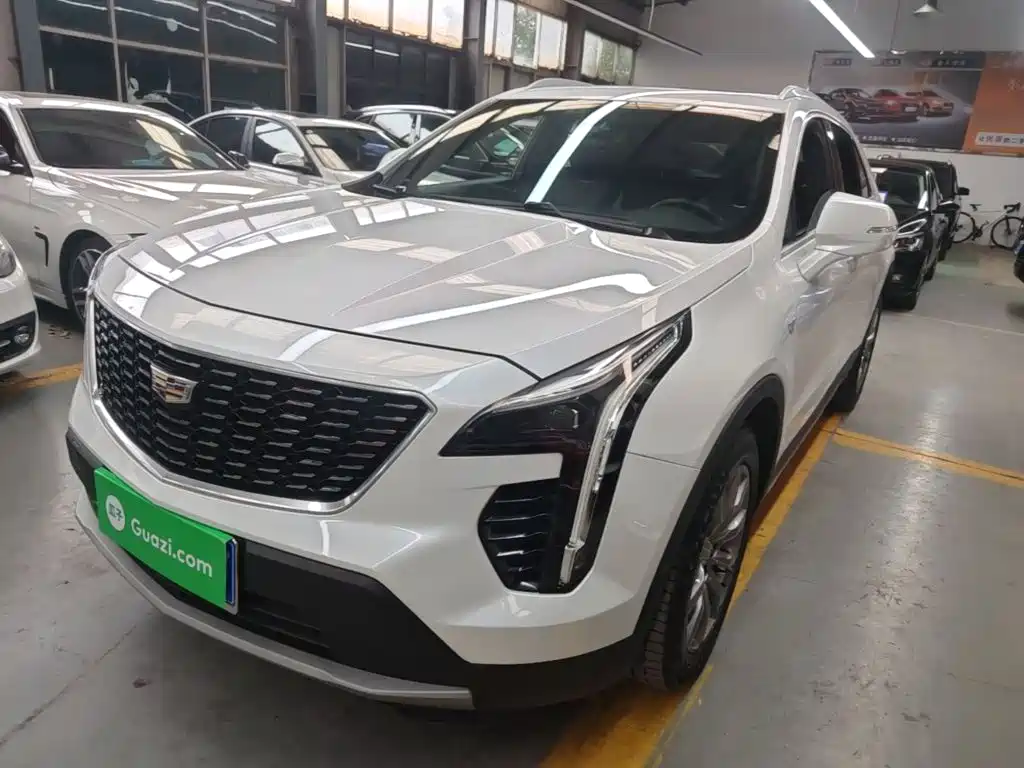Cadillac XT4 2018 28T FWD Leading Edition
