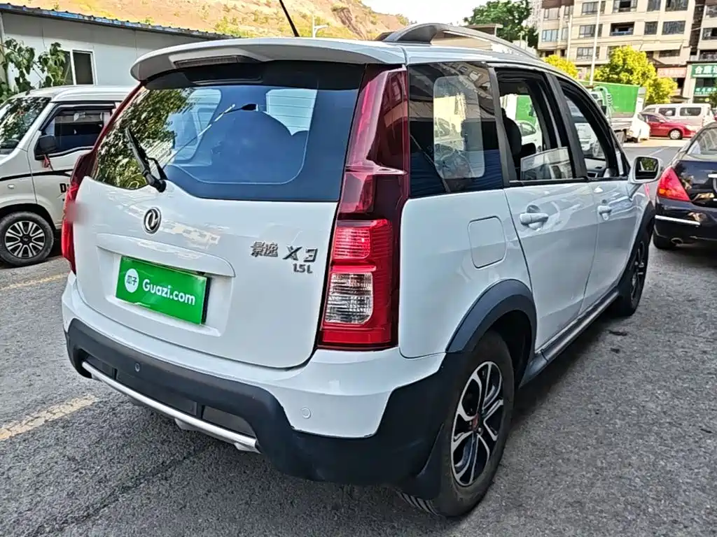 Dongfeng Fengxing Joyear X3 2016 2016 1.5L Comfort