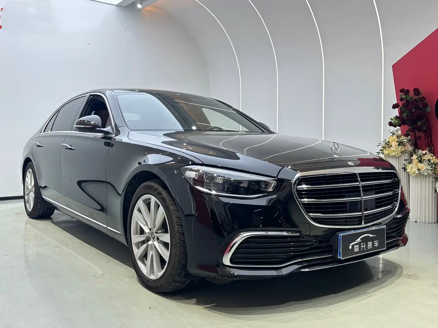 Mercedes-Benz S-Class 2023 Model S 400 L Business Edition фото 3