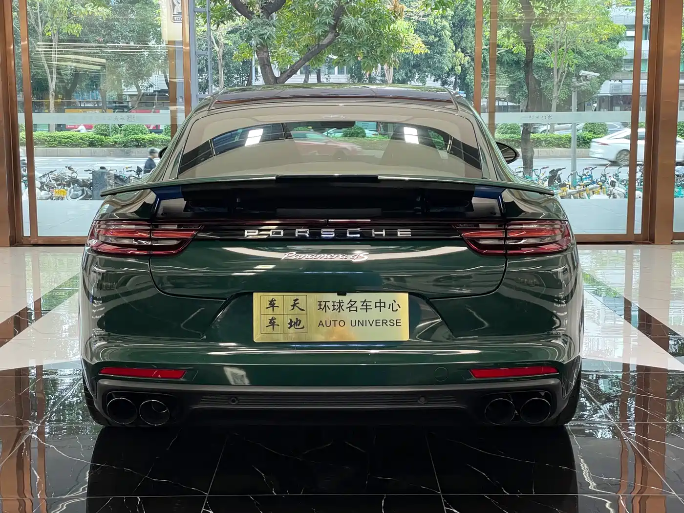 Porsche Panamera 2017 Panamera Executive Long Wheelbase 3.0T фото 7