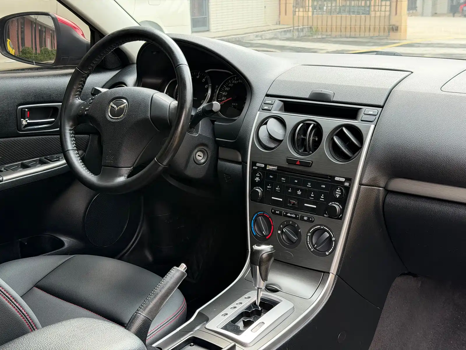Photo 9 - Mazda 6