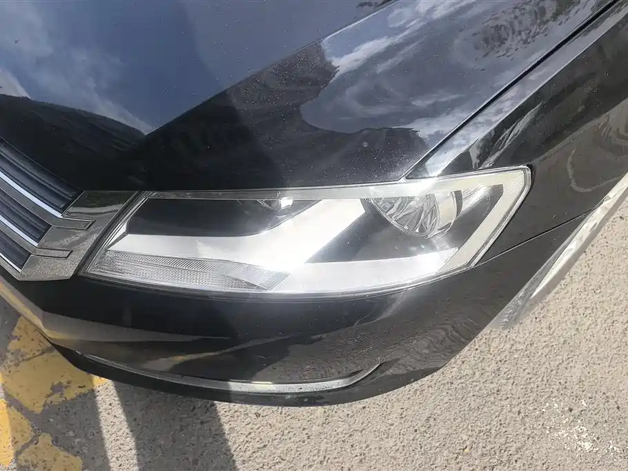 Volkswagen Lavida 2013 1.6L Automatic Comfort Edition фото 5