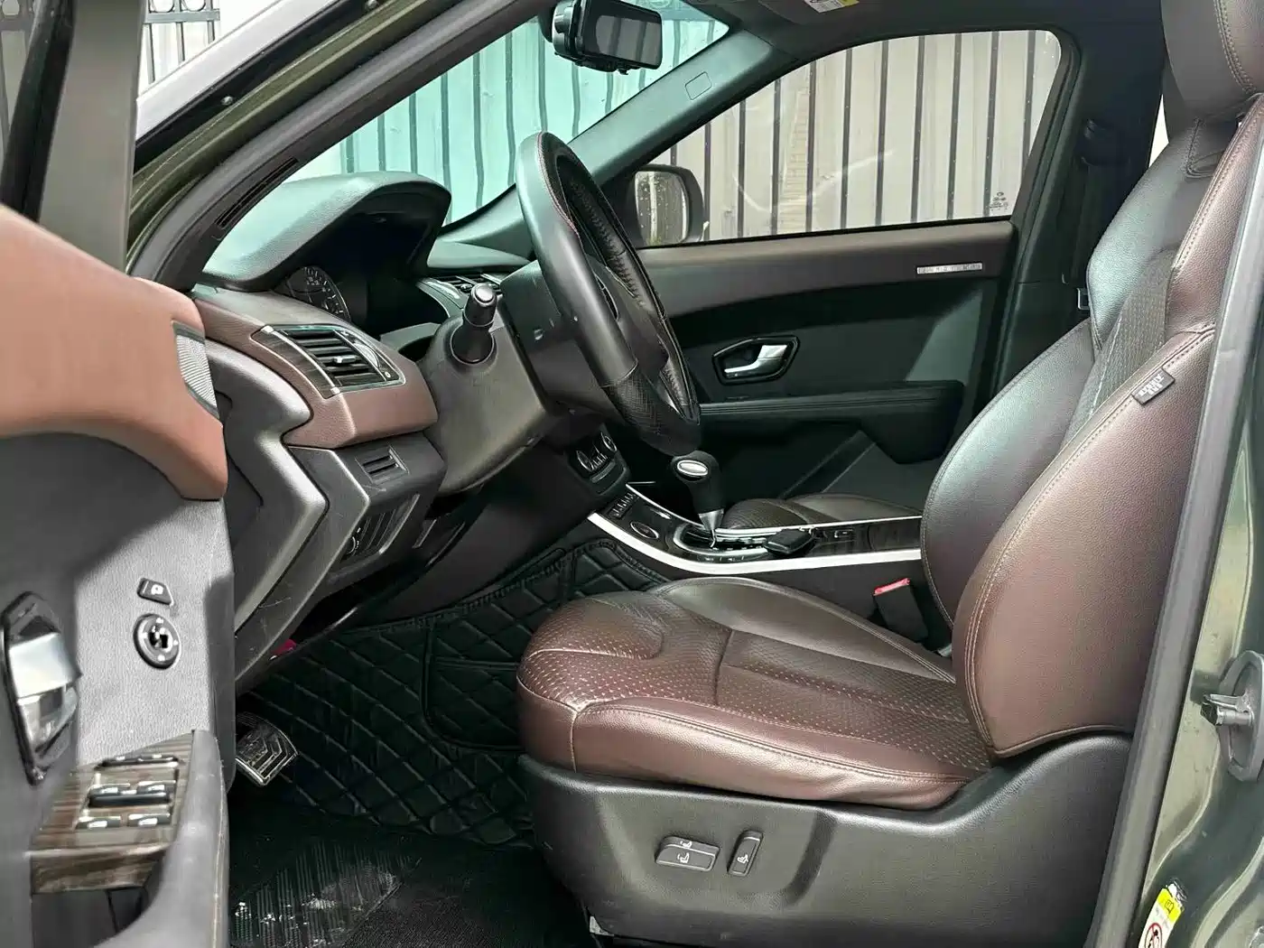 Landwind X7 2017 2015 2.0T Panorama Premium