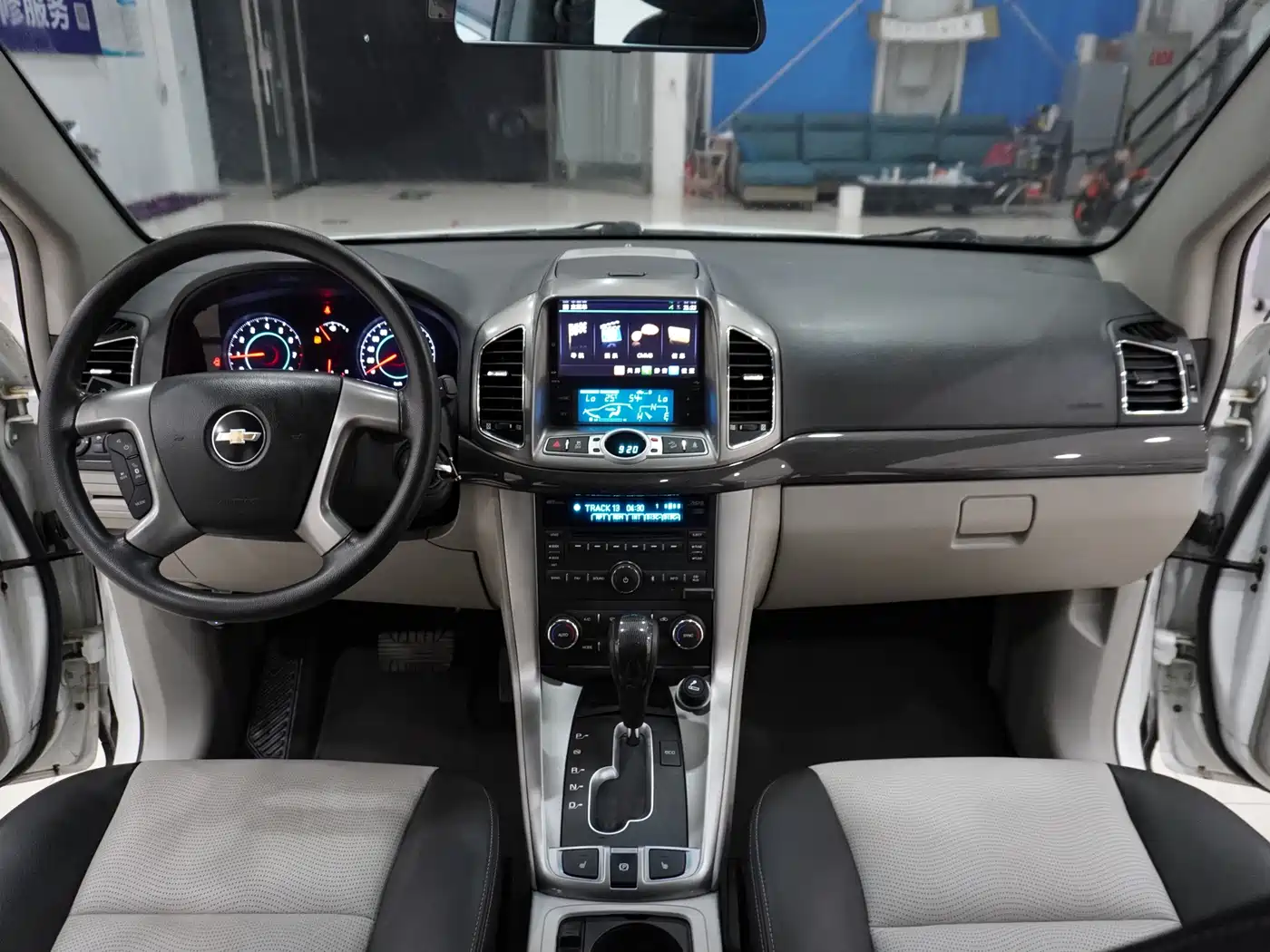 Chevrolet Captiva 2014 2014 2.4L 4WD Luxury 5-seater